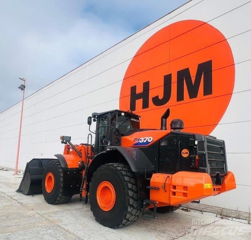 Hitachi ZW 370-6 Колесни товарачи
