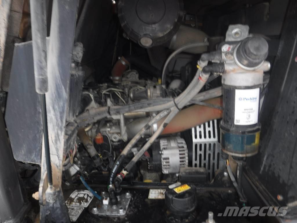 Mecalac 6 MDX Странични самосвали