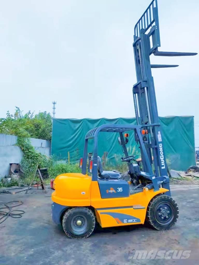 LiuGong CPC 35 Дизелови камиони