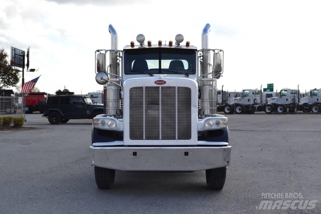 Peterbilt 389 Влекачи