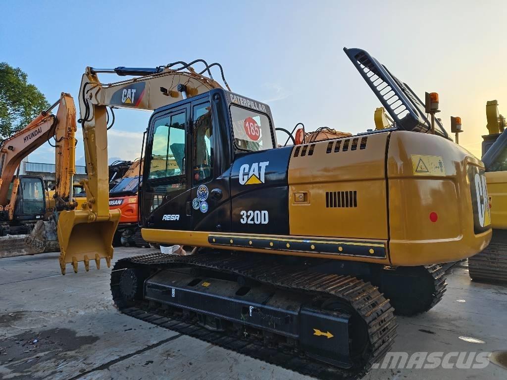 CAT 320 D Верижен екскаватор