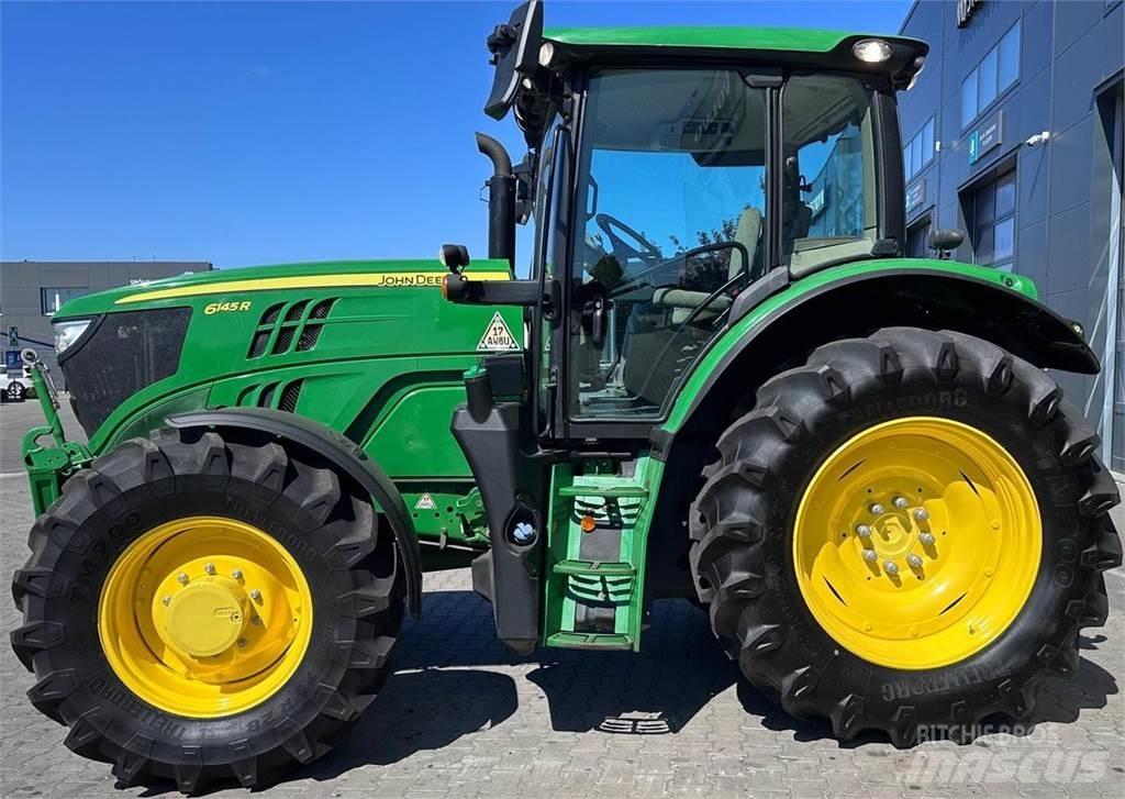 John Deere 6145R Трактори
