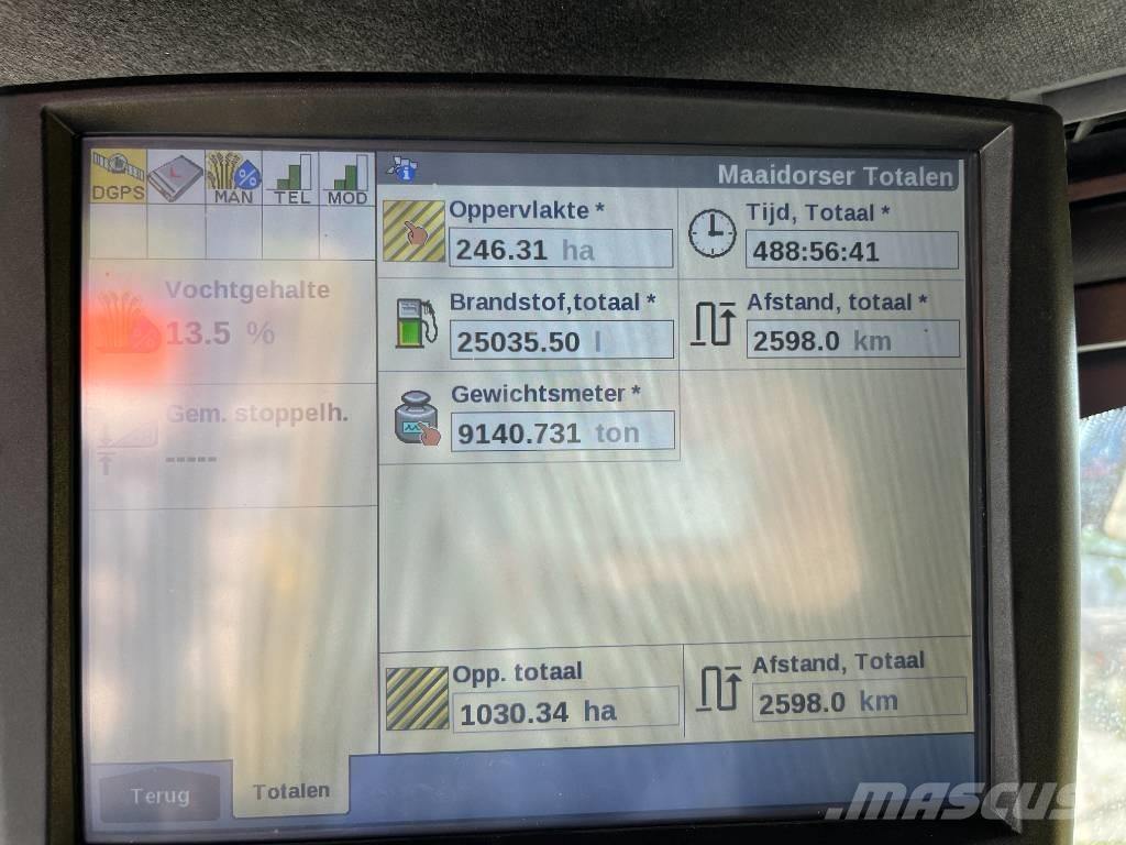 New Holland CR 8.90 Комбайни
