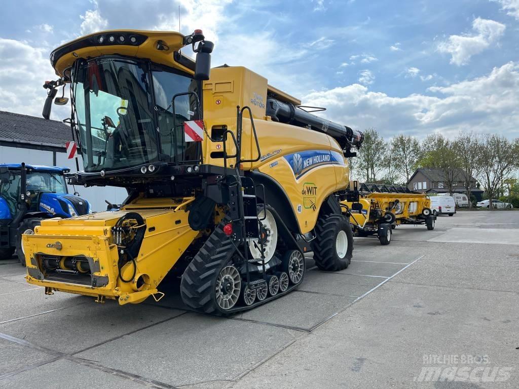 New Holland CR 8.90 Комбайни