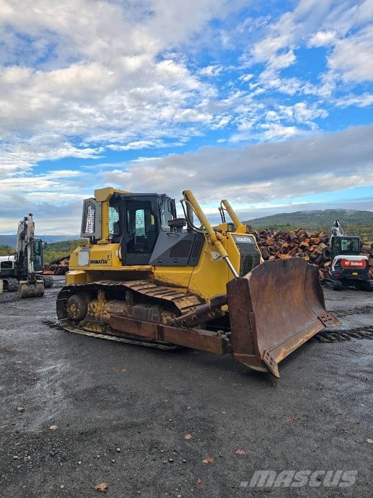 Komatsu D 65 EX-15 L Верижни булдозери
