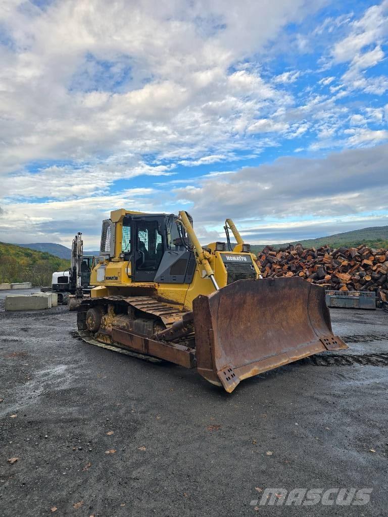 Komatsu D 65 EX-15 L Верижни булдозери
