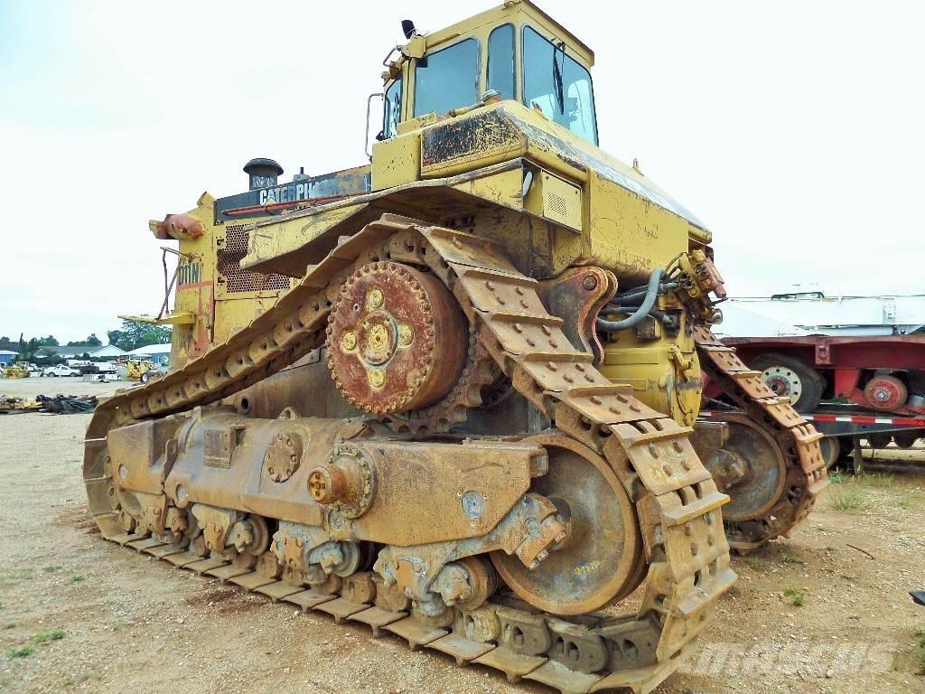 CAT D 11 N Верижни булдозери

