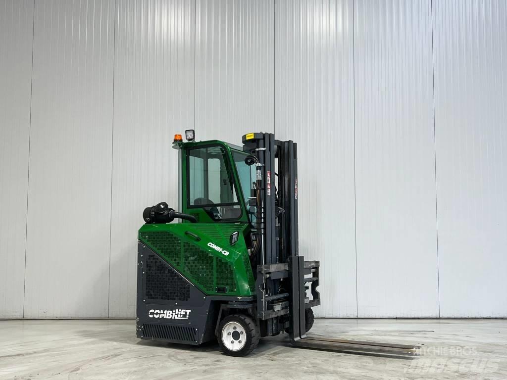 Combilift CB2500 lpg Повдигач с движение в 4 посоки
