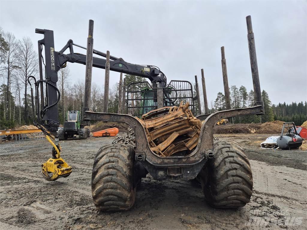 John Deere 1110D Форуардери