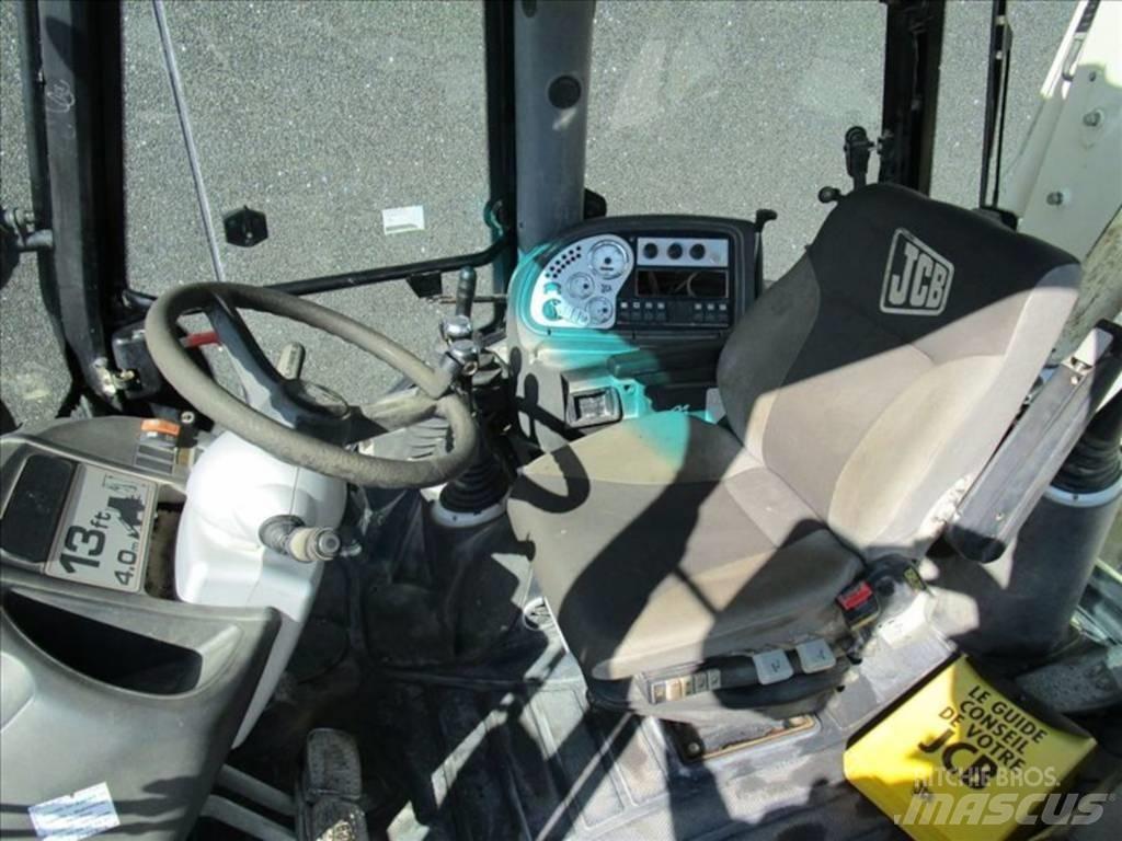 JCB 3CX Energy Товарач със заден ексватор