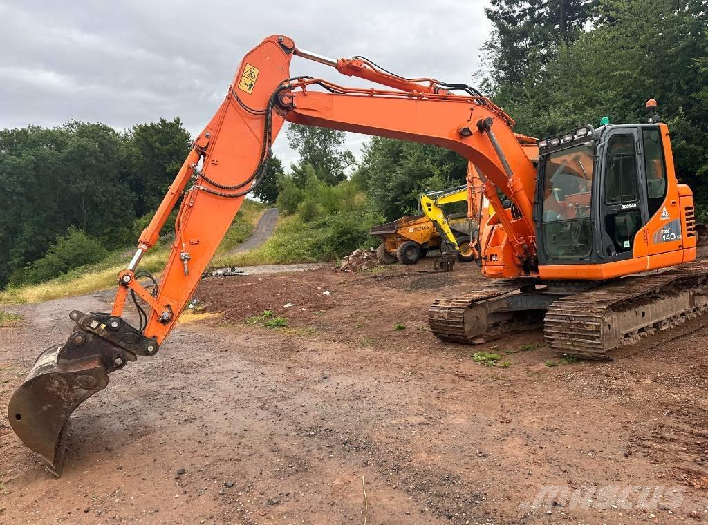 Doosan DX 140 LCR-3 Верижен екскаватор