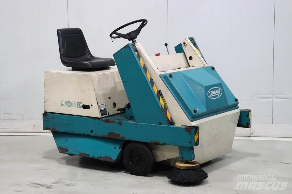 Tennant 200E Автоматични метачки с четки