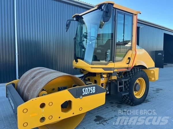 Volvo SD 75 B Еднобарабанни ролки
