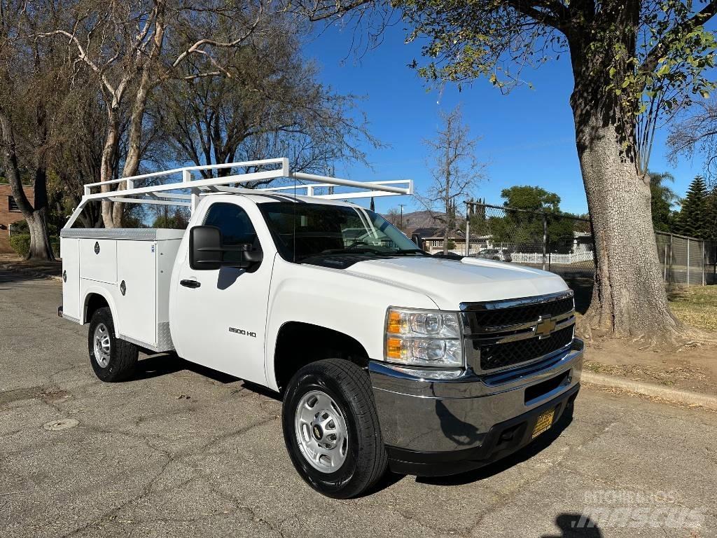 Chevrolet 2500 HD Пикапи