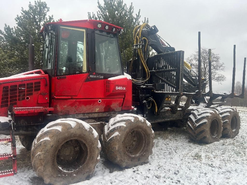 Komatsu 840 TX Форуардери