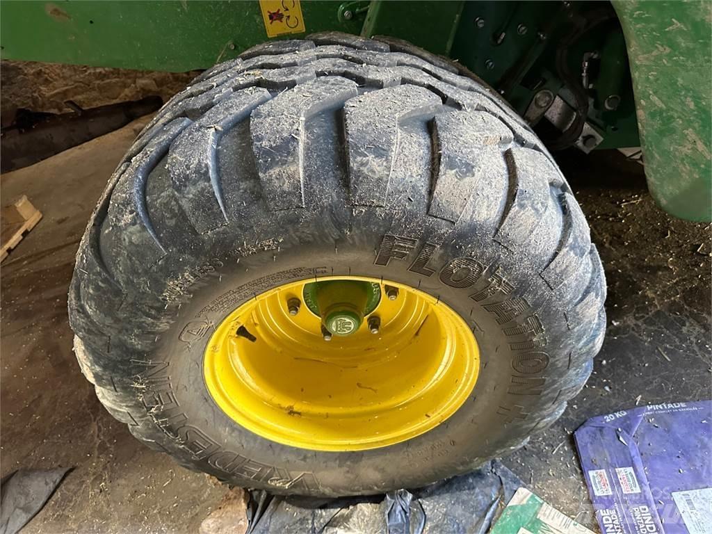 John Deere V461M Сламопреси за кръгли бали
