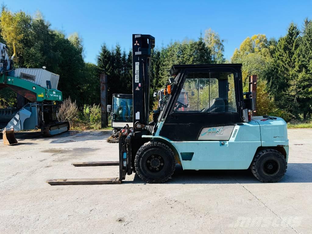 Mitsubishi FD500 Дизелови камиони