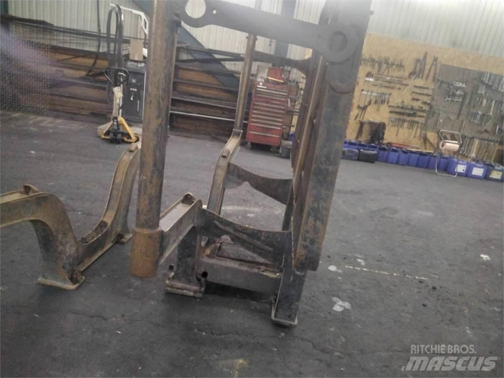 John Deere 1110E Други компоненти
