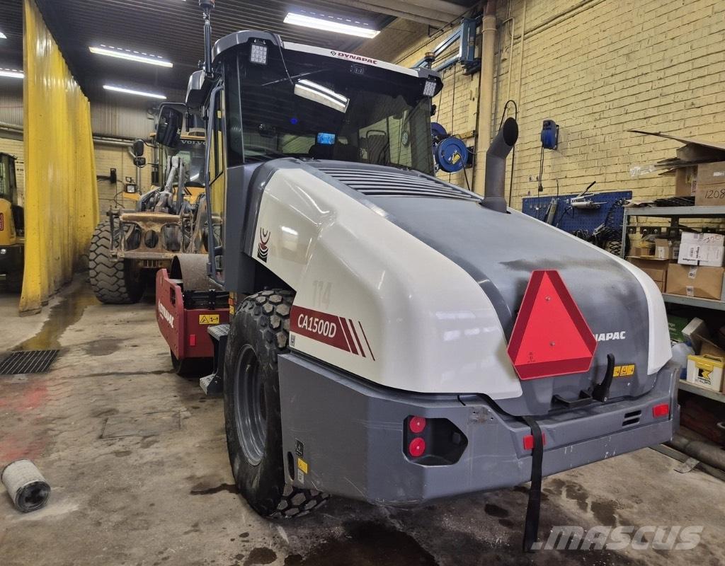 Dynapac CA1500D Еднобарабанни ролки
