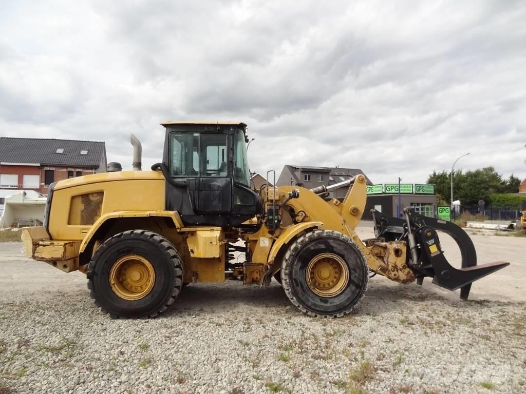 CAT 938 M Колесни товарачи