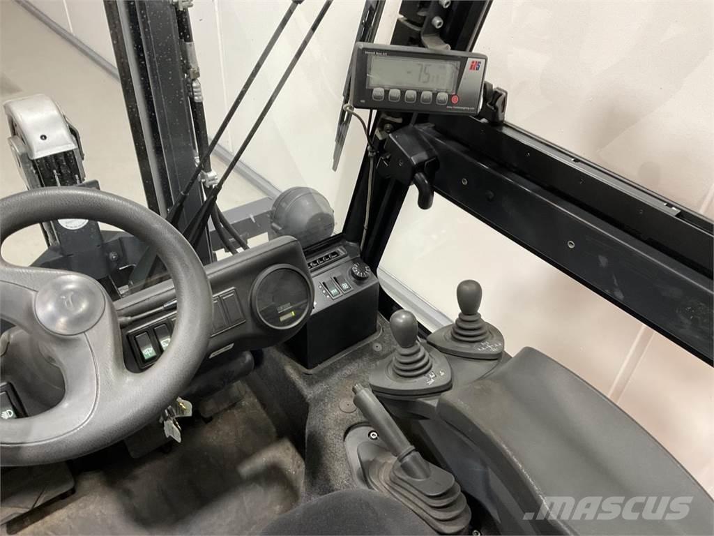 Linde E25P - 02 Електрически вилични кари-повдигачи