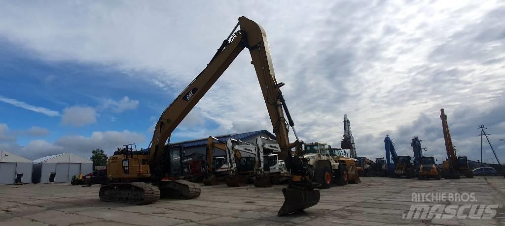 CAT 330 FLN Екскаватори с дълго рамо