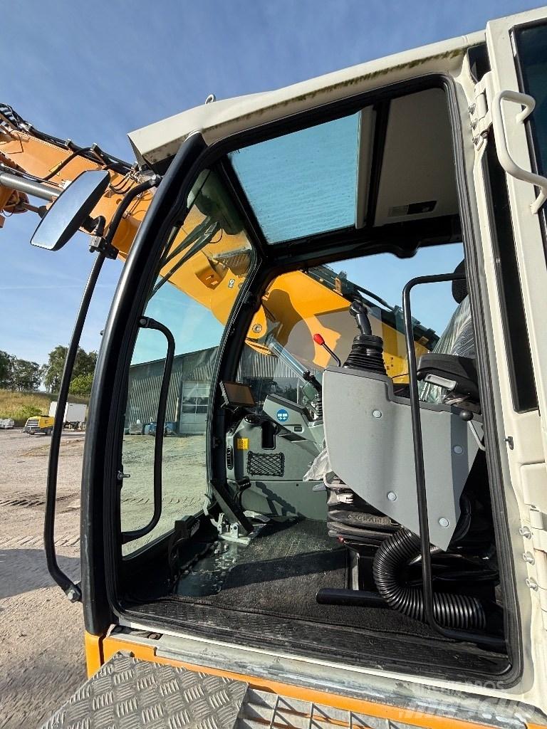 Liebherr LH 22 Оператори на отпадъци/индустрия
