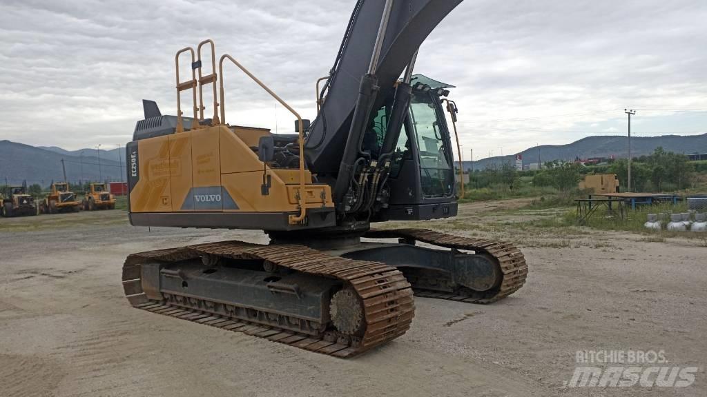 Volvo EC 250 EL Верижен екскаватор