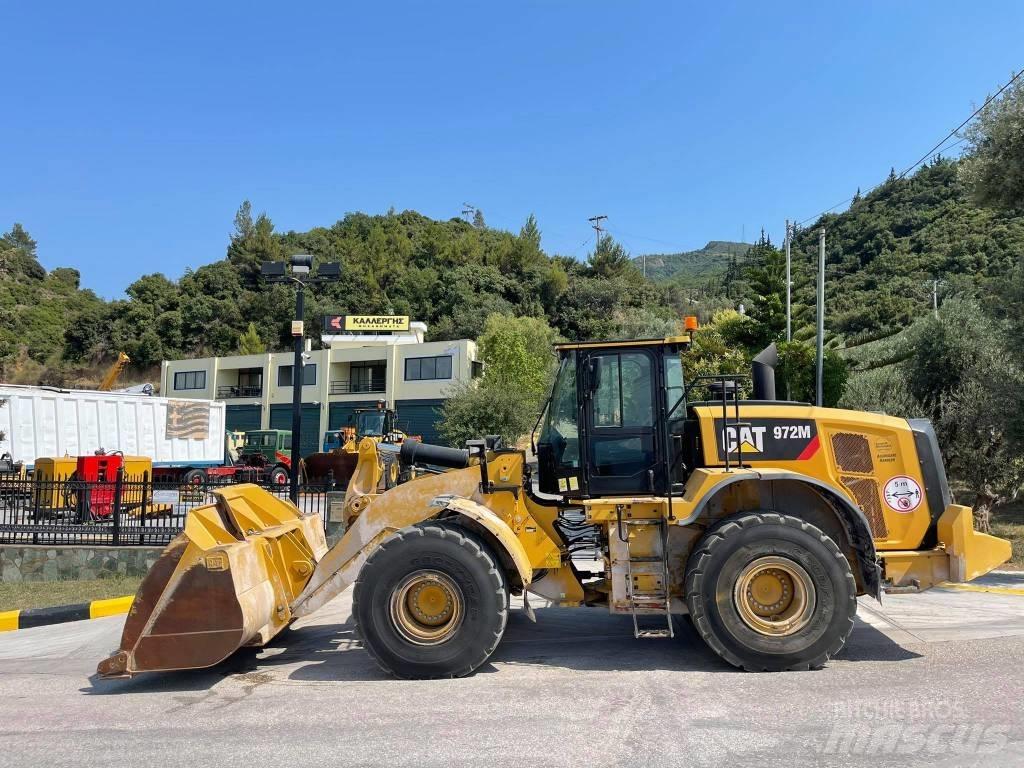 CAT 972M II Колесни товарачи