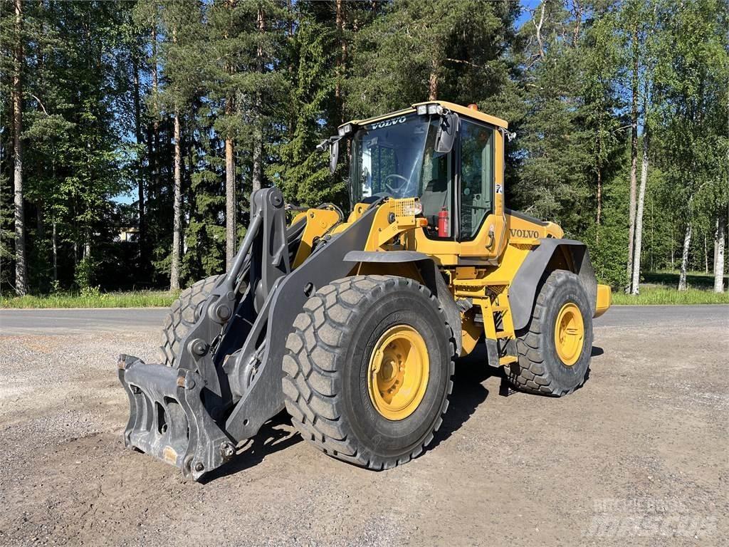 Volvo L 110 F Колесни товарачи