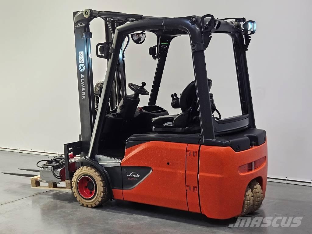 Linde E20L Електрически вилични кари-повдигачи