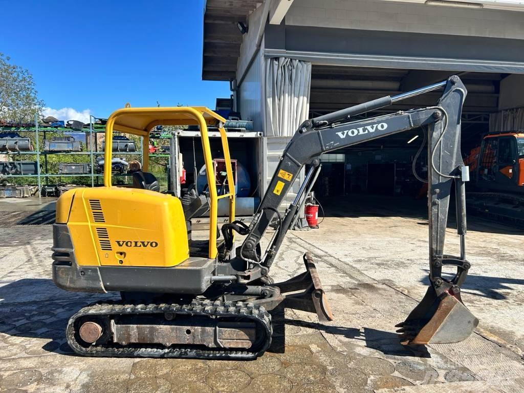 Volvo EC 25 Мини екскаватори < 7 т