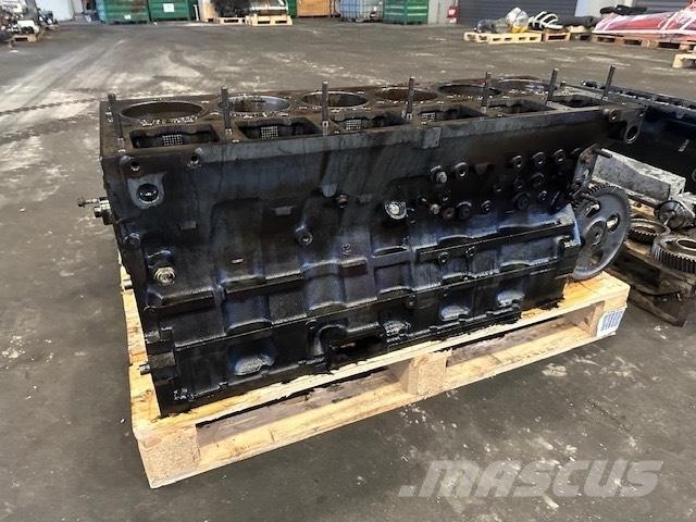 Cummins ISME420-30 Двигатели