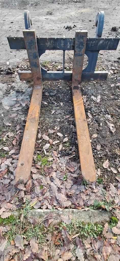 CASE 721 G Колесни товарачи