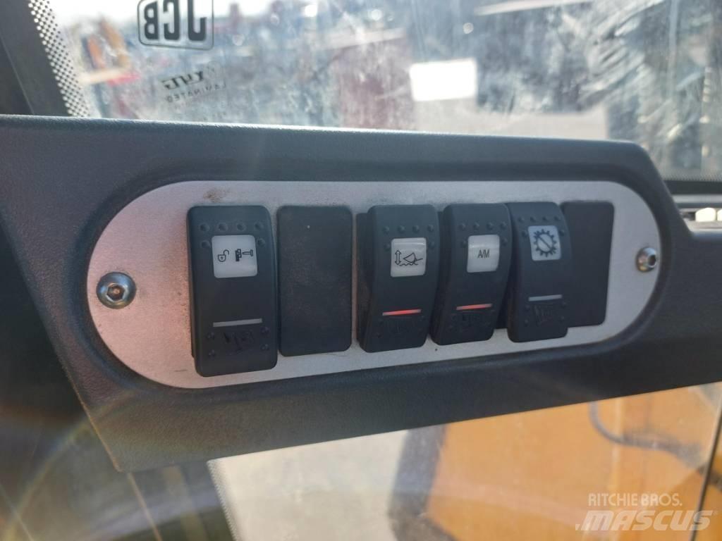 JCB 434S Колесни товарачи