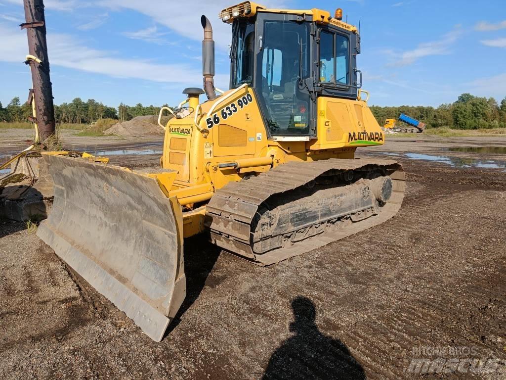 Komatsu D51PX-22 Верижни булдозери
