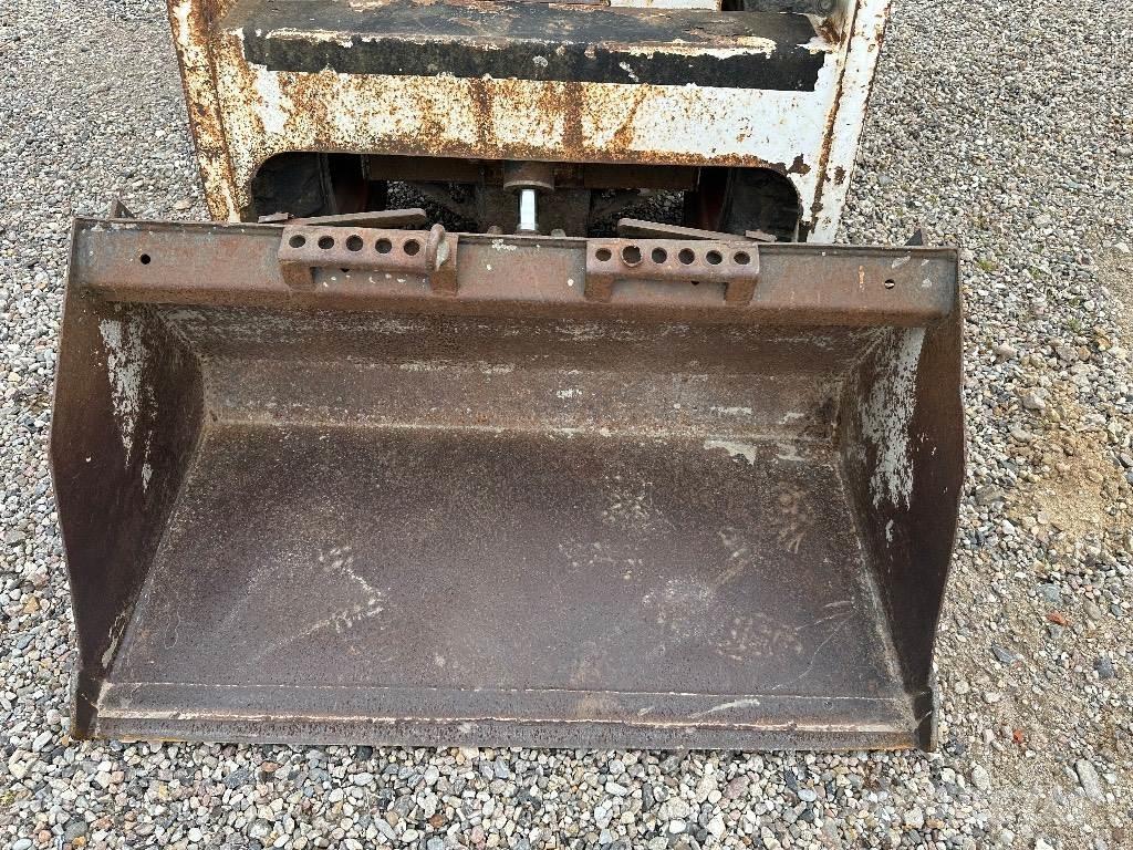 Bobcat 553 Мини товарачи
