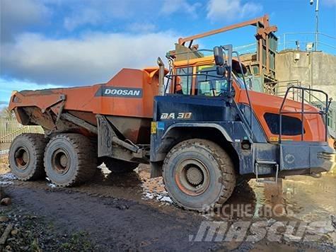 Doosan DA 30 -7 Дъмпери/моторни превозни средства