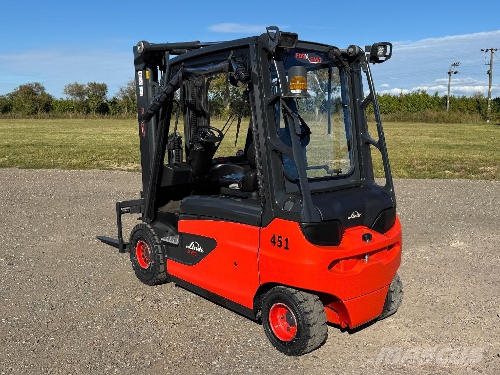 Linde E 30 Електрически вилични кари-повдигачи
