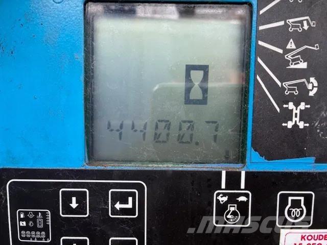 Genie ZX135/70 Съчленени стрелови подемници