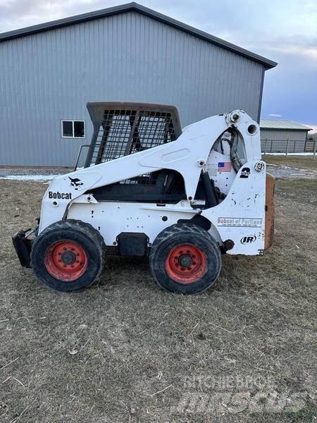 Bobcat S250 Мини товарачи
