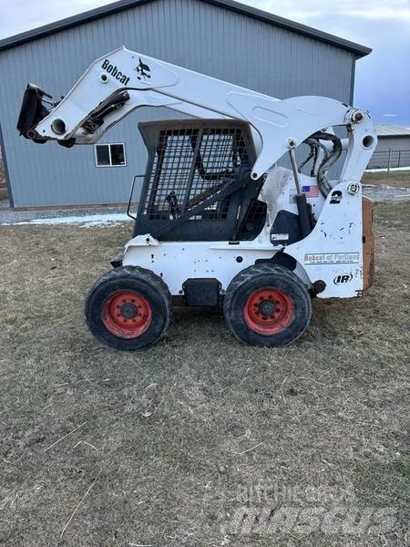 Bobcat S250 Мини товарачи
