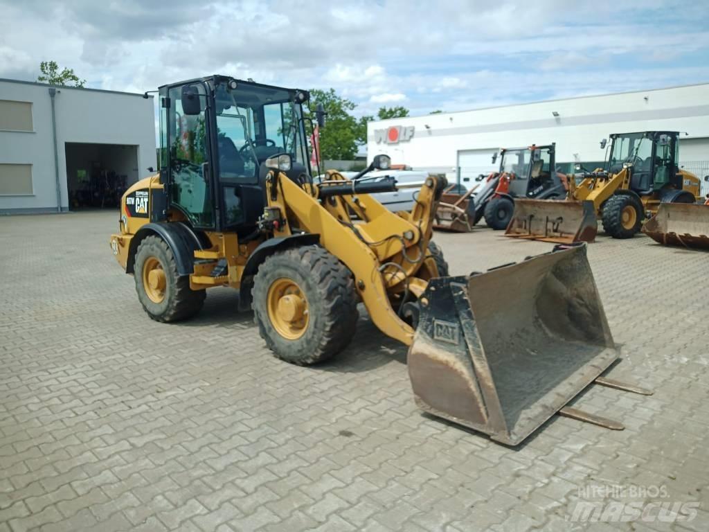 CAT 907 M Колесни товарачи