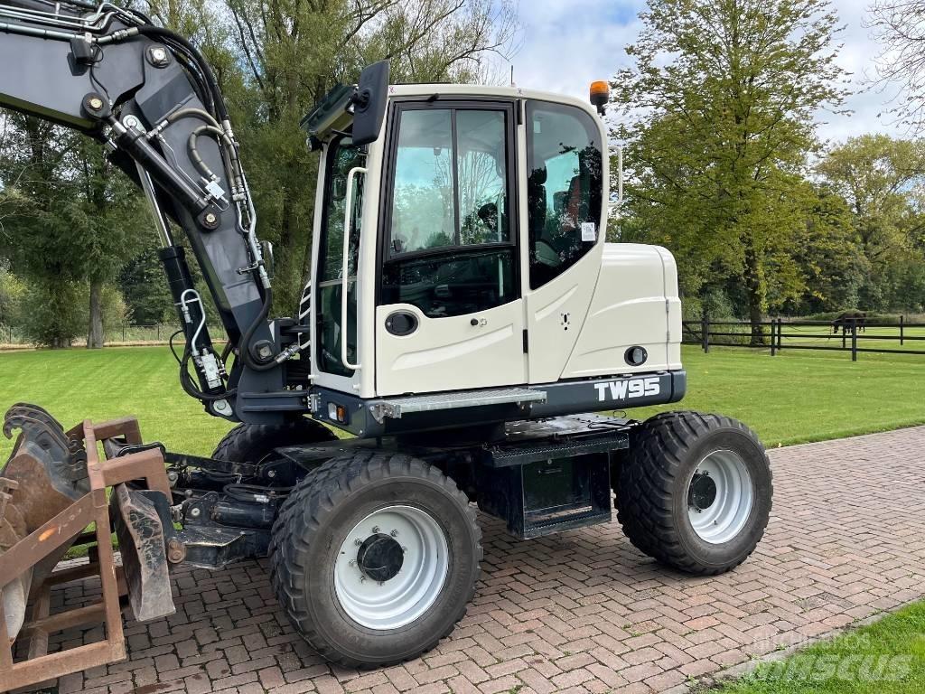 Terex Schaeff TW 95 Средни екскаватори 7т - 12т