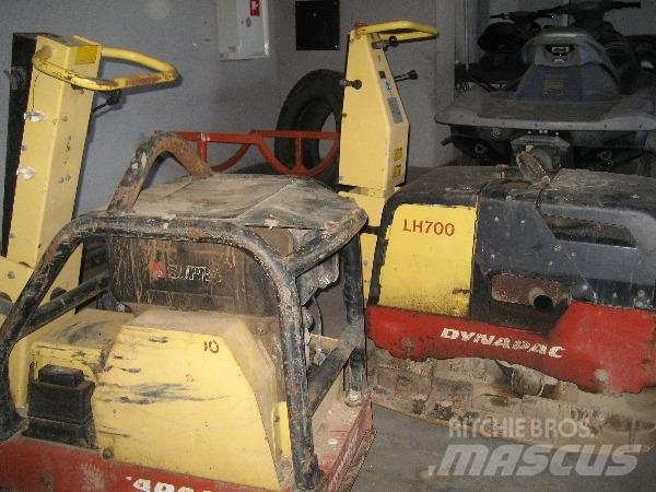 Dynapac LH700 Уплътнители за плочи
