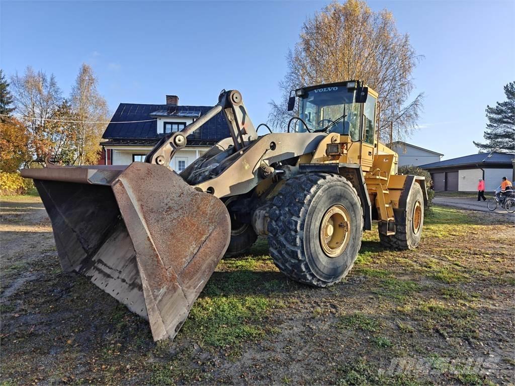 Volvo L180C Колесни товарачи