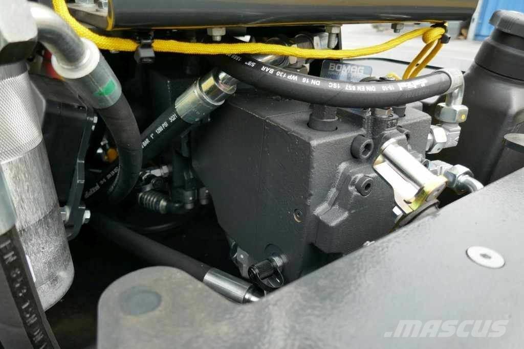 Bomag BW 213 DH-5 Уплътнители за почва
