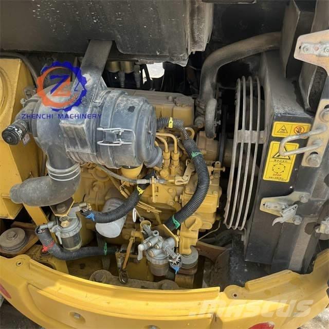 CAT 303 Мини екскаватори < 7 т