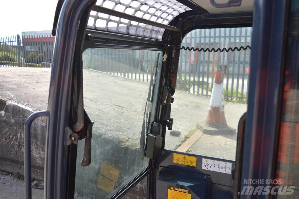 Hanix H 22 cab Мини екскаватори < 7 т