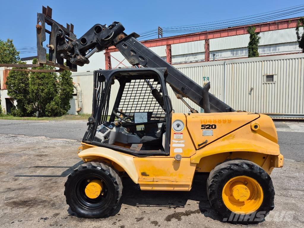 JCB 520 Телескопични товарачи